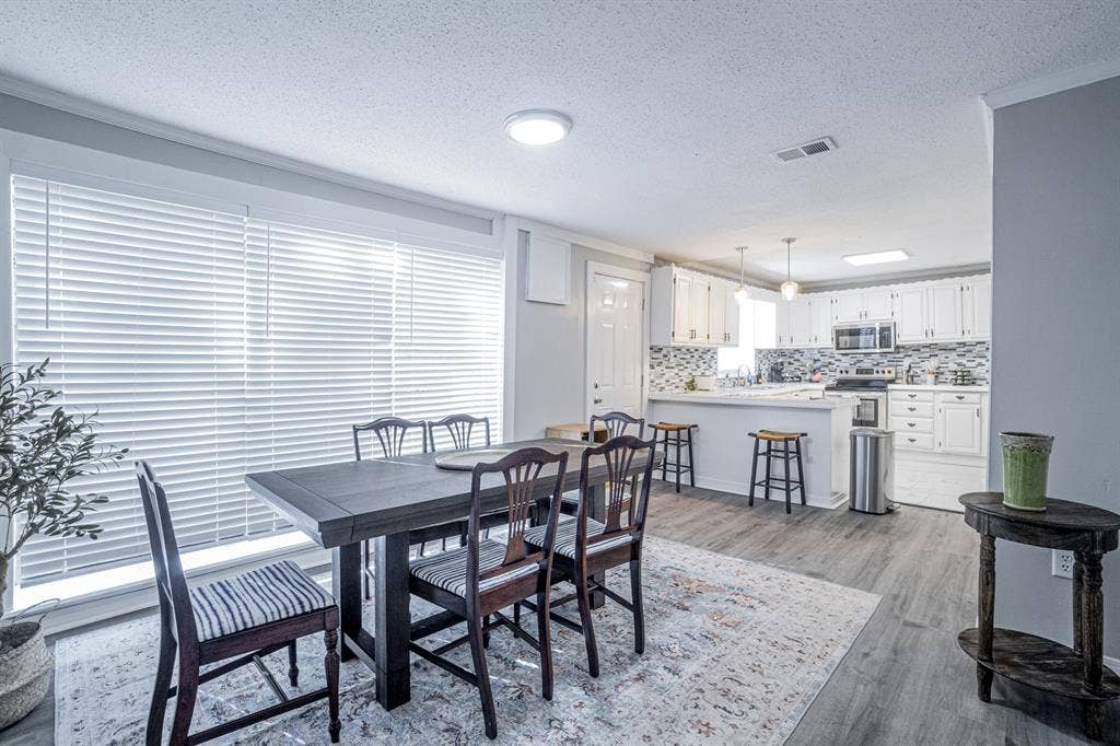 4 BR in Montgomery