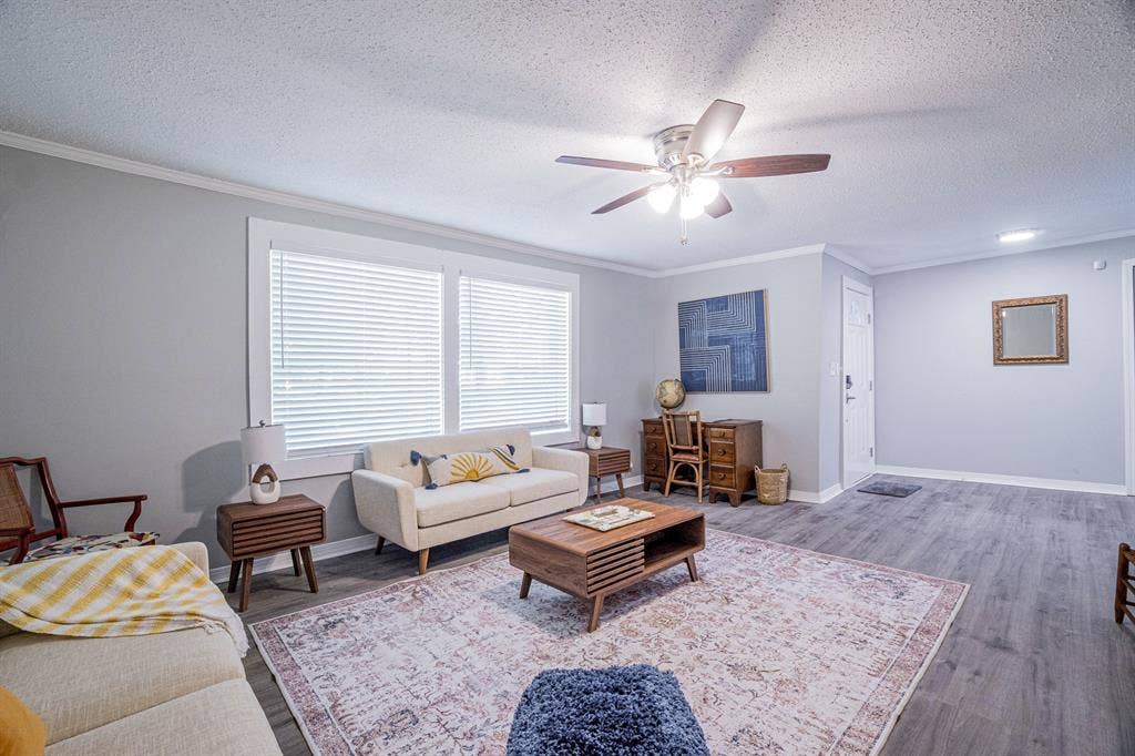 4 BR in Montgomery