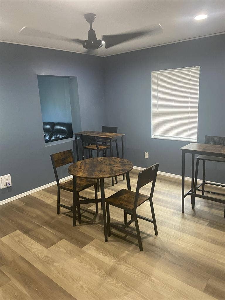 8 BR in Jacksonville