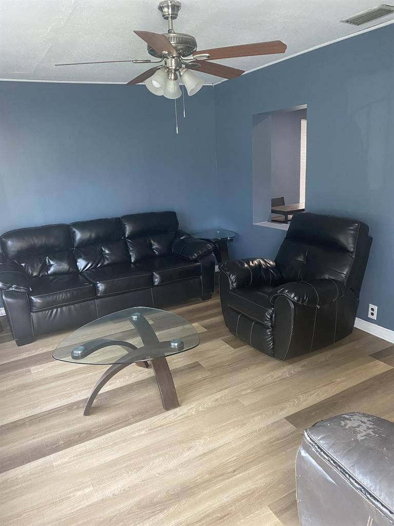 8 BR in Jacksonville