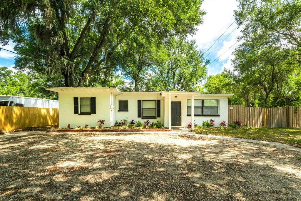7 BR in Jacksonville
