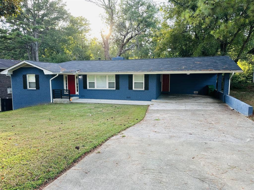 4 BR in Atlanta