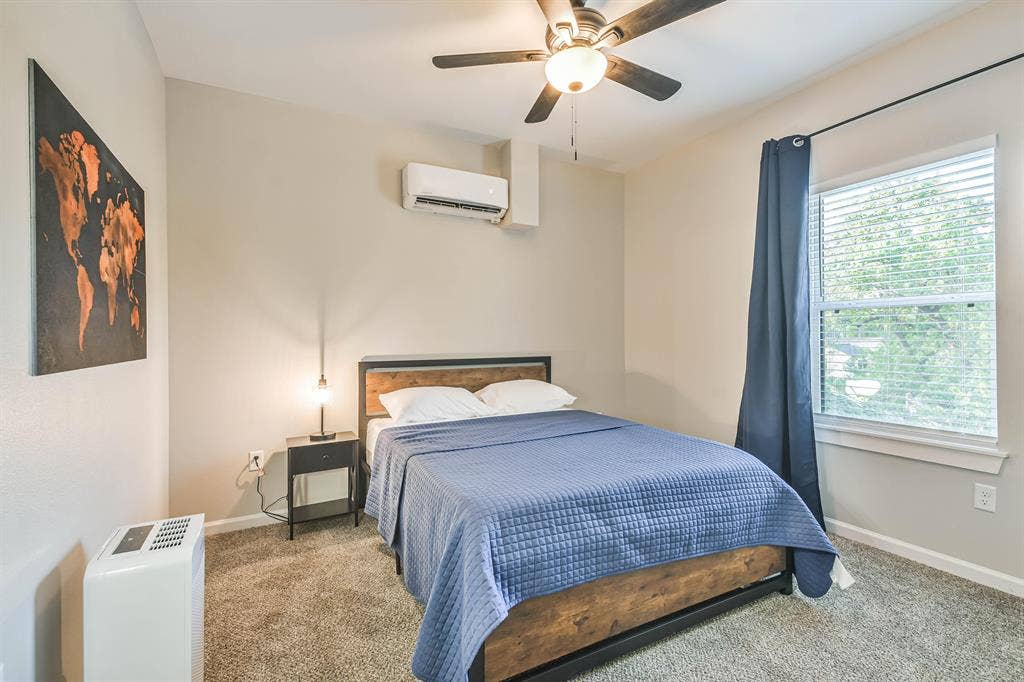 5 BR in Houston
