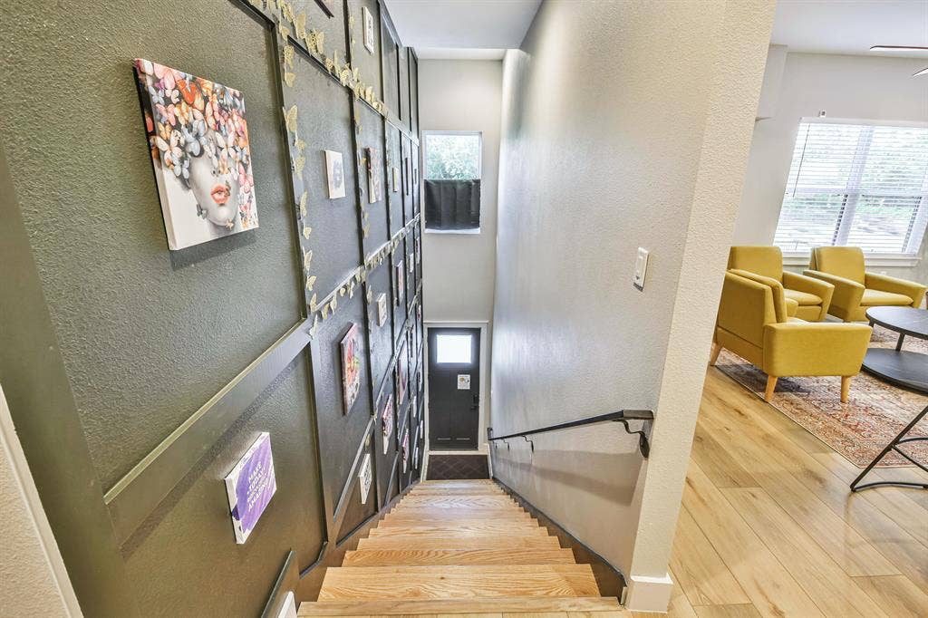 5 BR in Houston