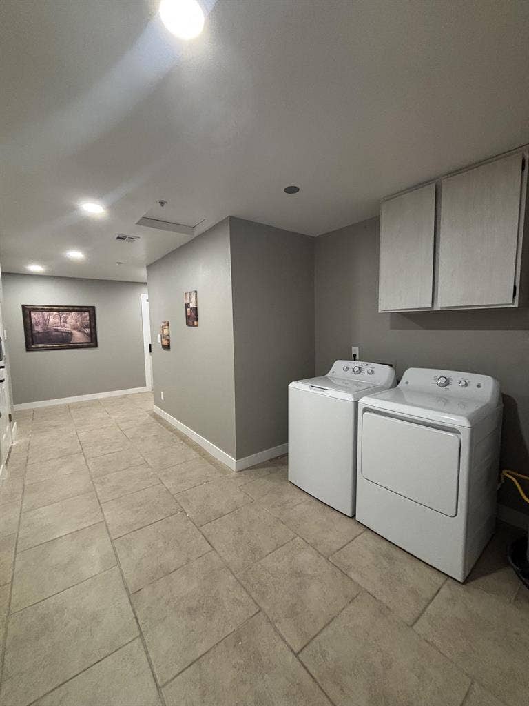 7 BR in Phoenix