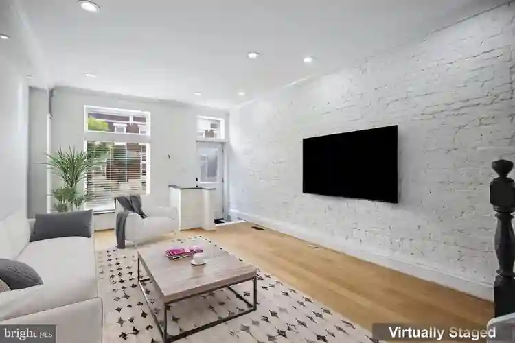5 BR in Baltimore
