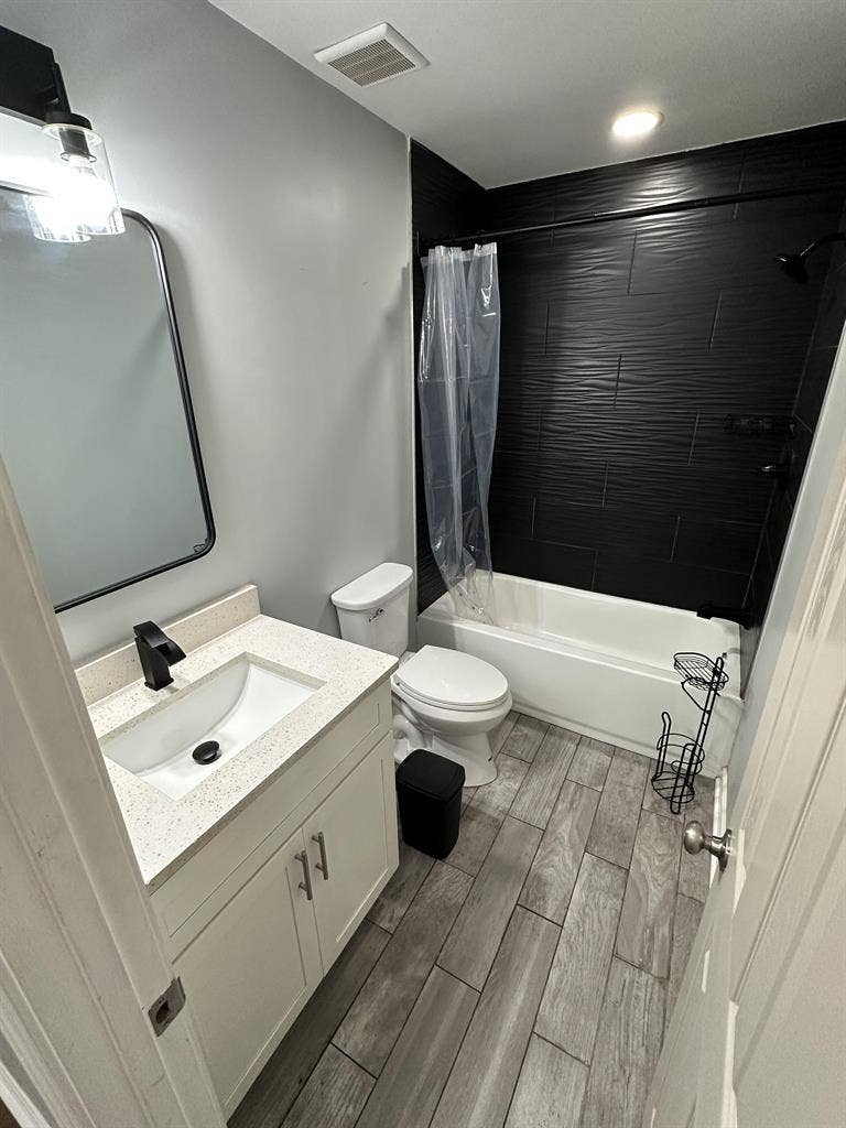 4 BR in Stonecrest