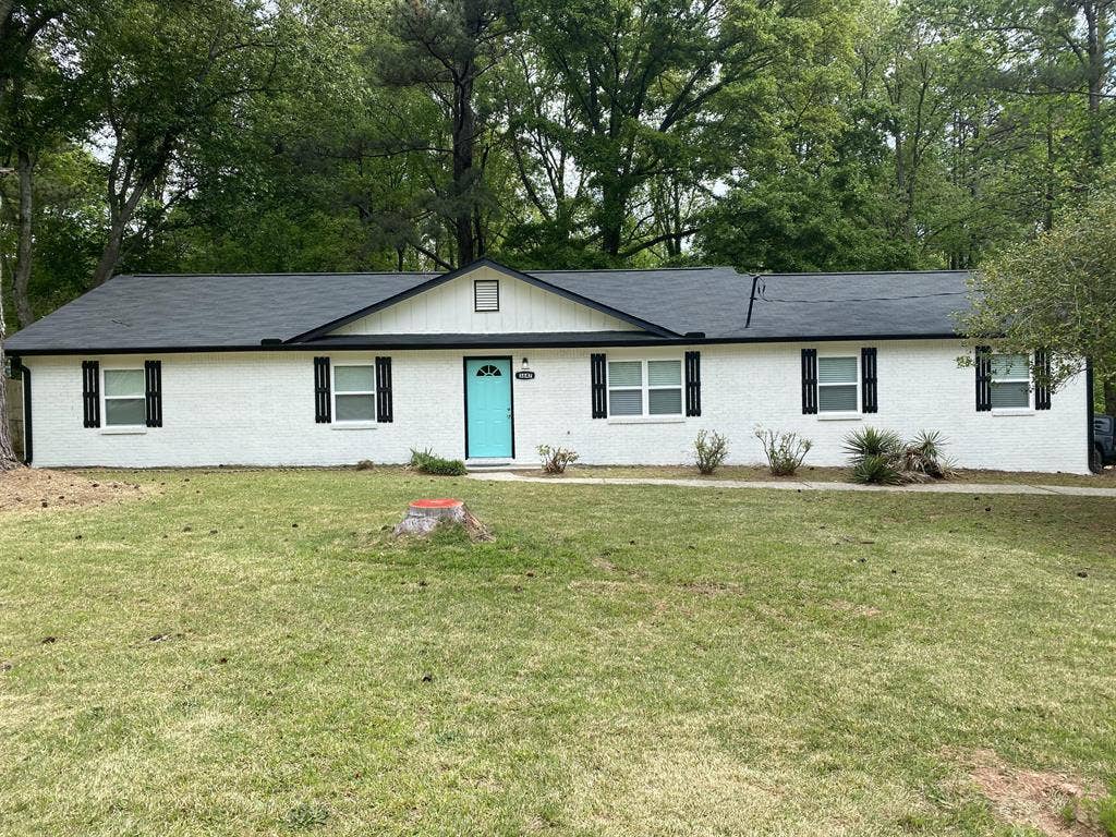 4 BR in Stonecrest