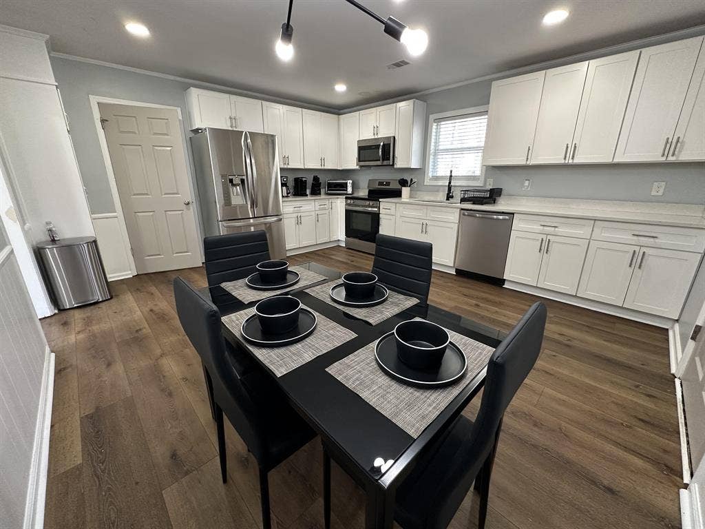 4 BR in Stonecrest