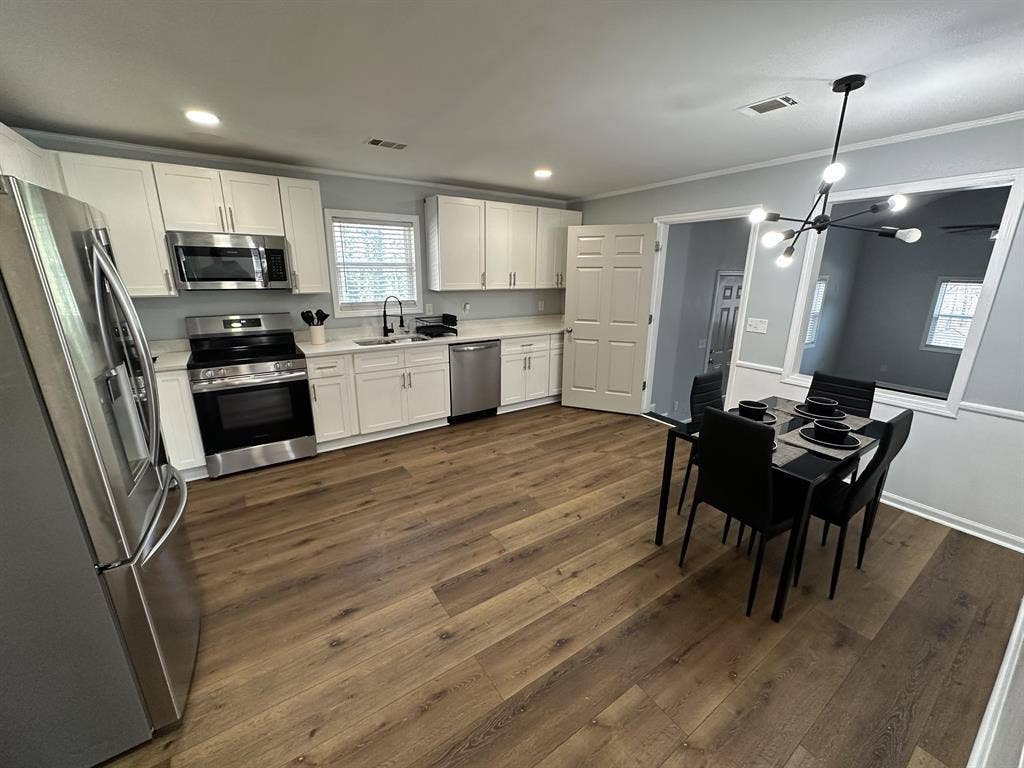 4 BR in Stonecrest