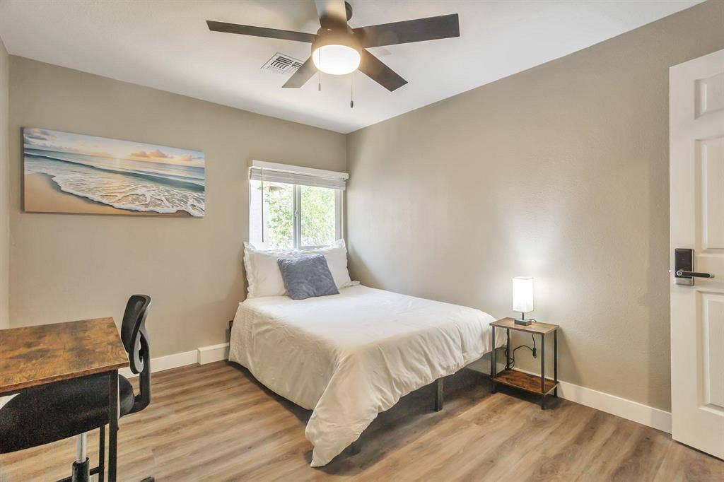 9 BR in Phoenix