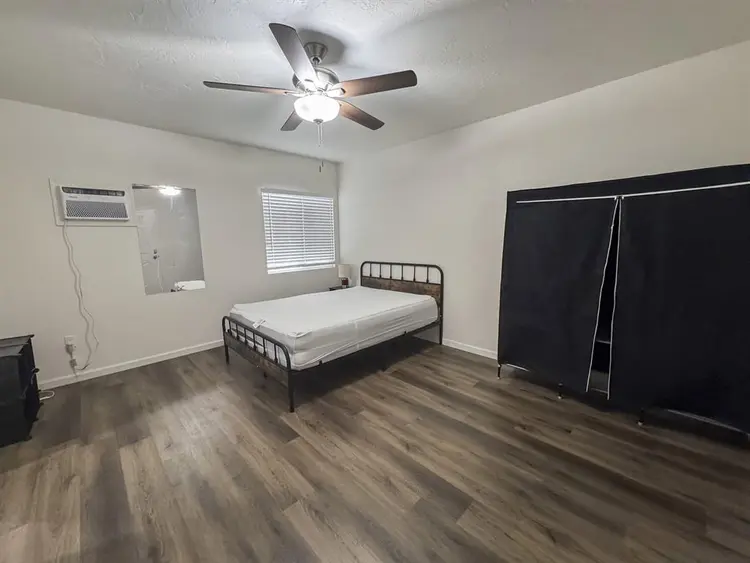 6 BR in Tempe
