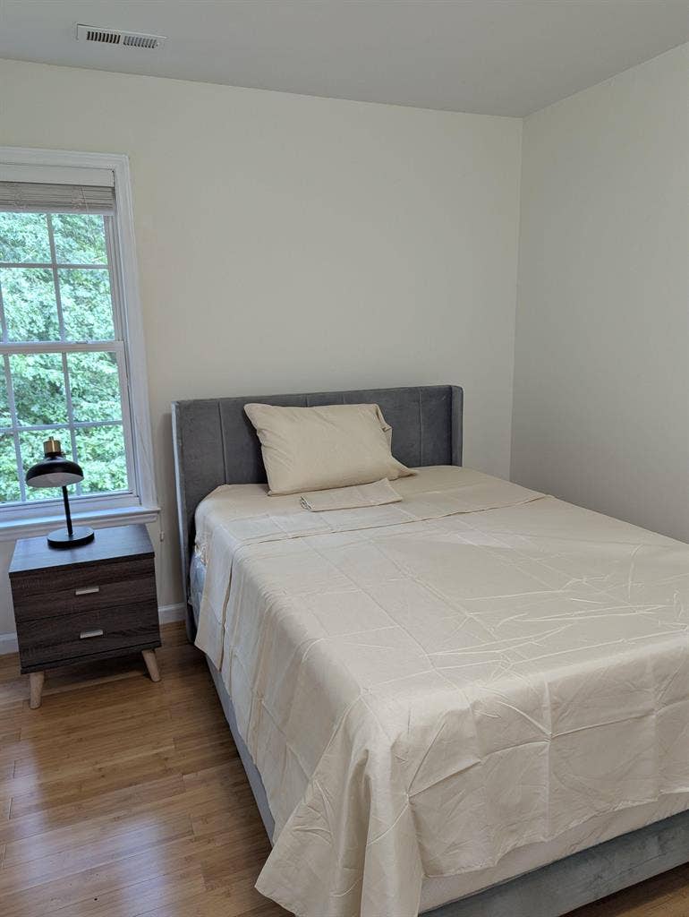 4 BR in Wake Forest