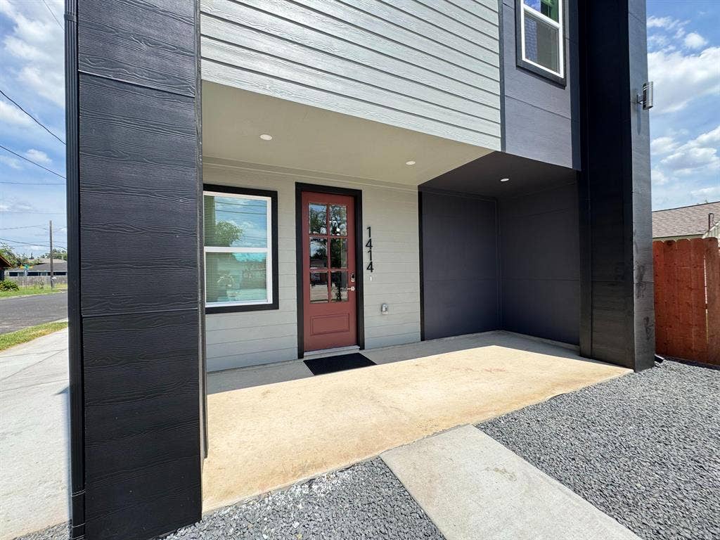 10 BR in Houston