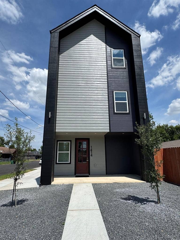 10 BR in Houston