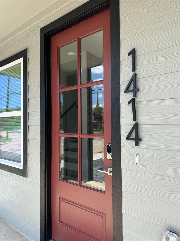 10 BR in Houston