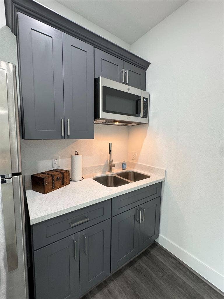 10 BR in Houston