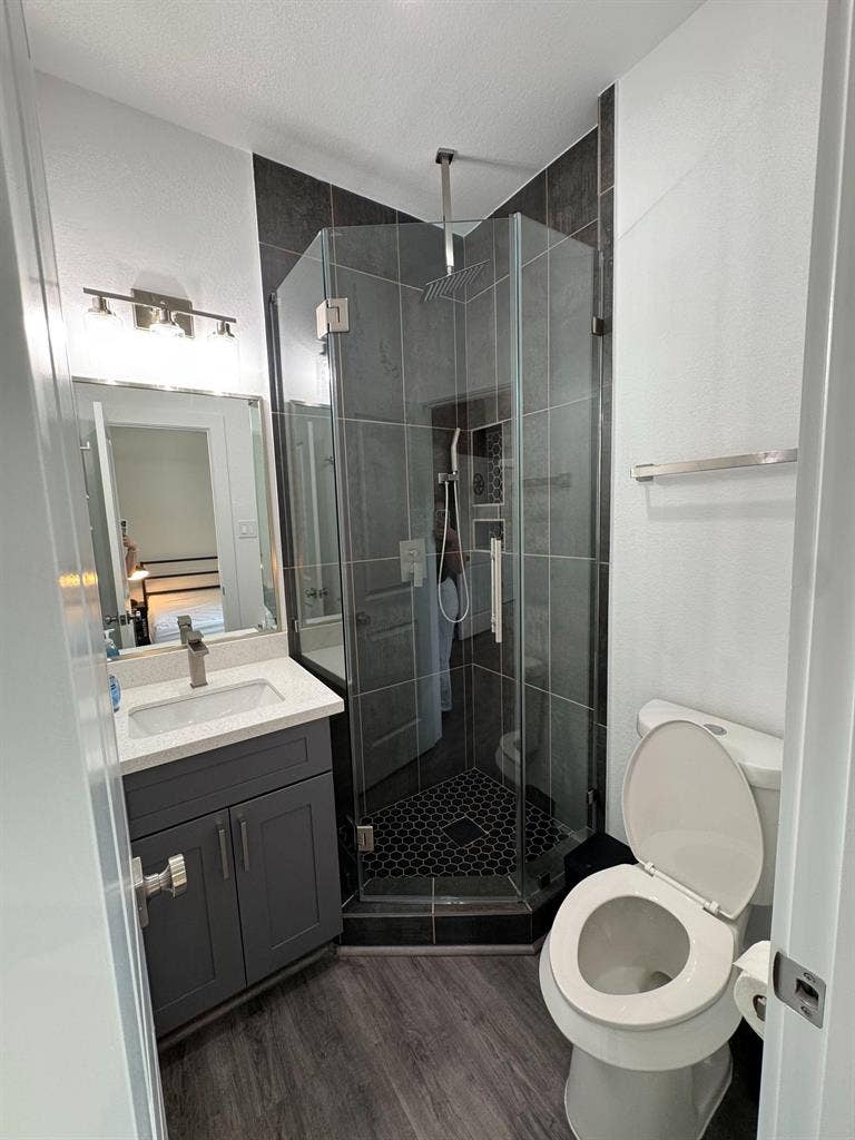 10 BR in Houston
