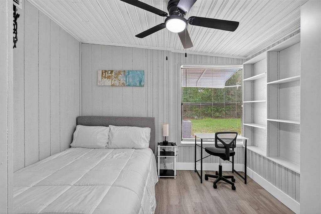 6 BR in Temple Terrace