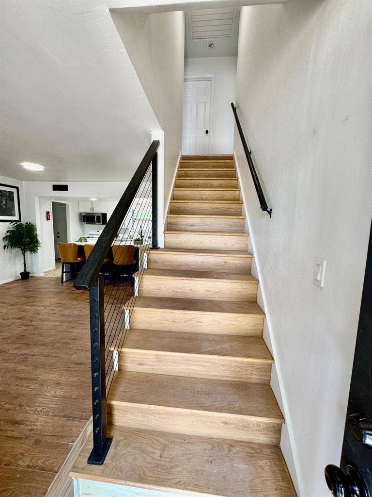 8 BR in Austin