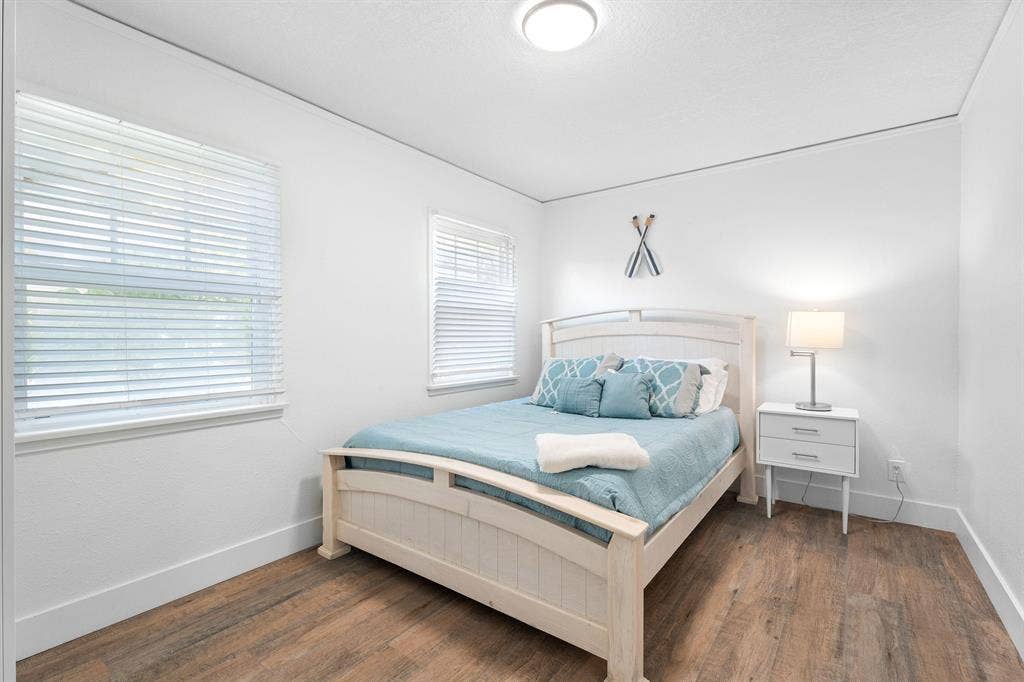 7 BR in Huntington Beach