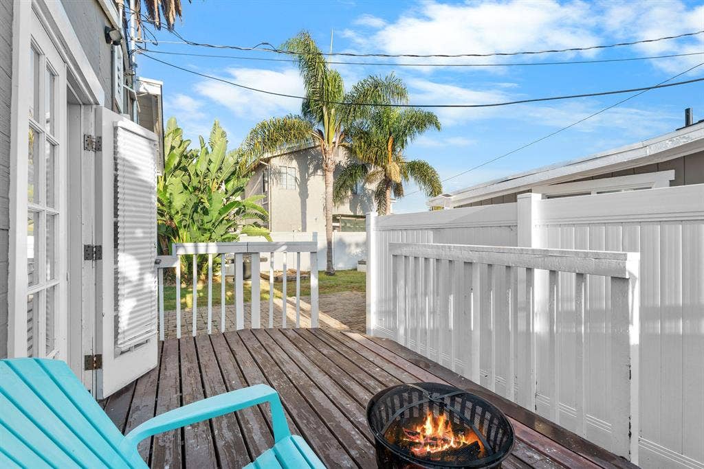 7 BR in Huntington Beach