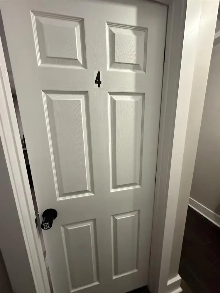 5 BR in Lilburn