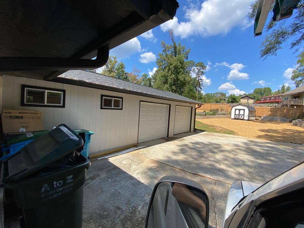 5 BR in Lilburn