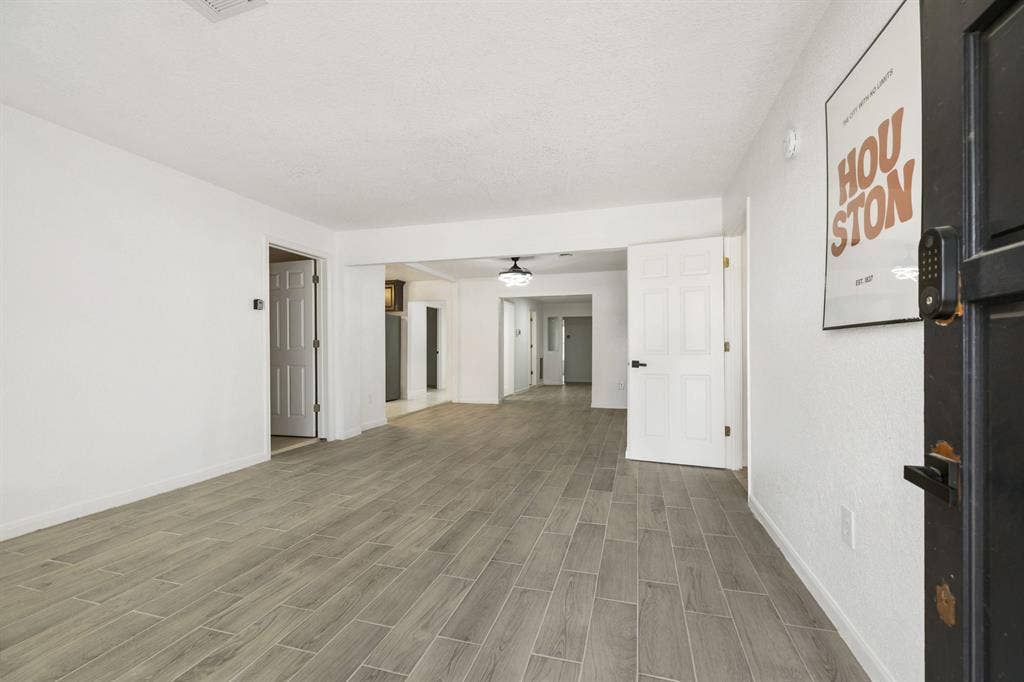 5 BR in Houston