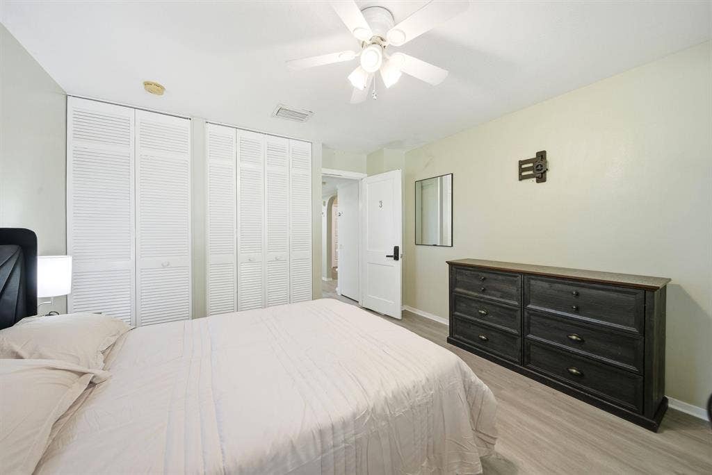 6 BR in DeLand