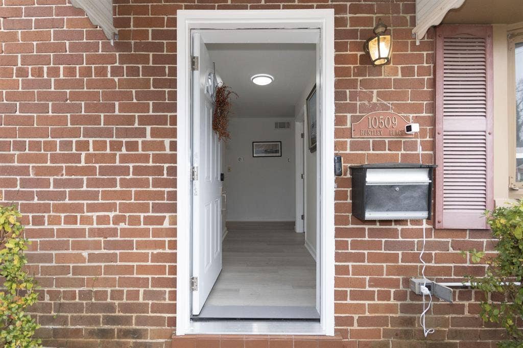 7 BR in Silver Spring