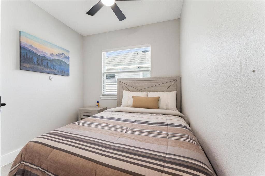 7 BR in Eatonville