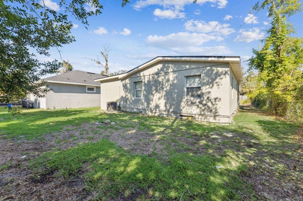 7 BR in Eatonville
