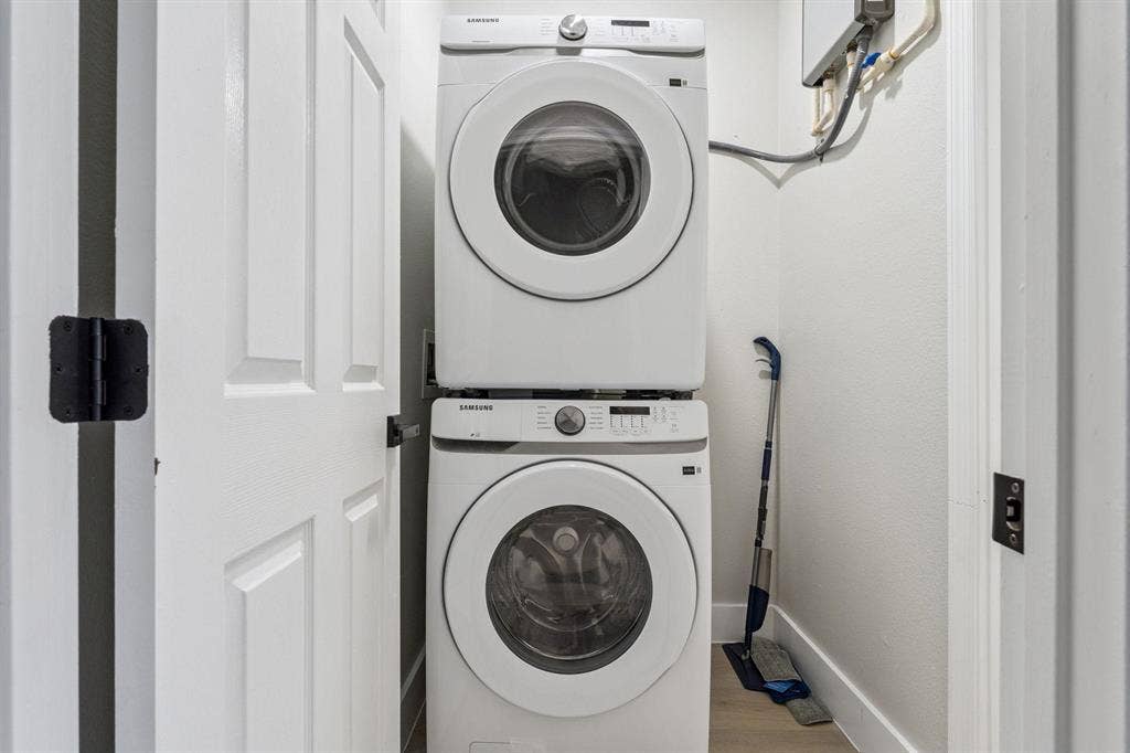 7 BR in Eatonville