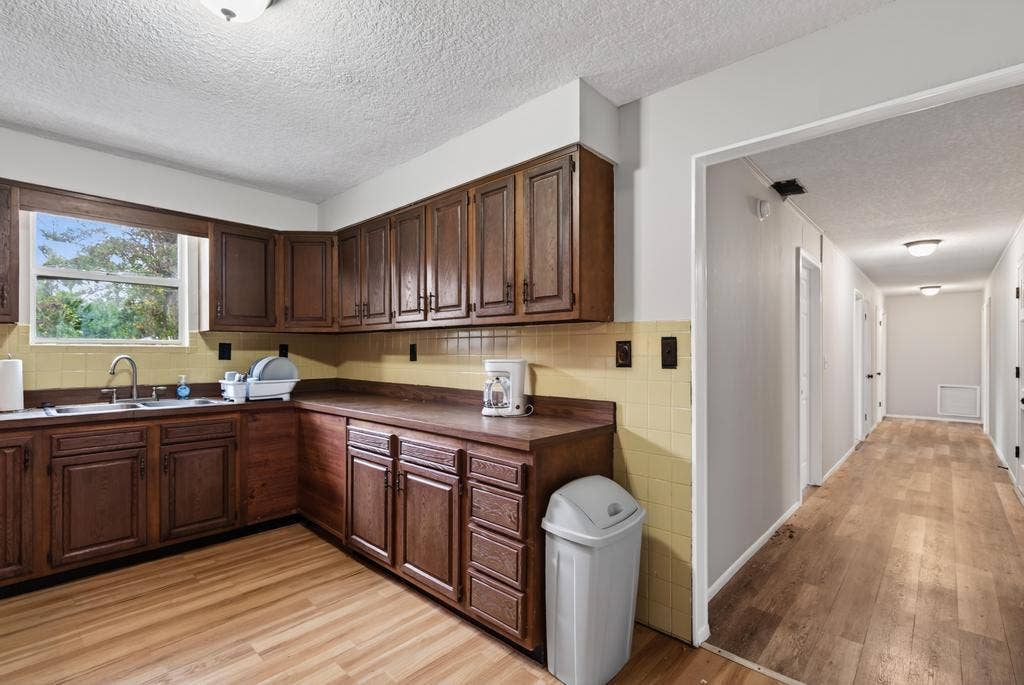 7 BR in Orange Park