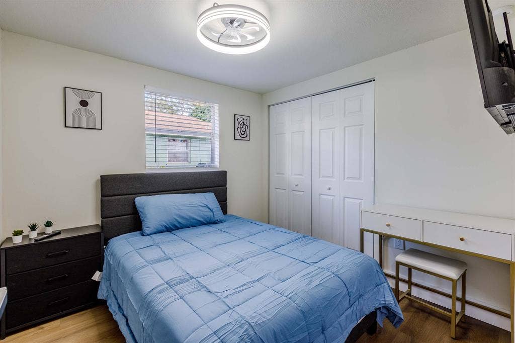 5 BR in Tampa