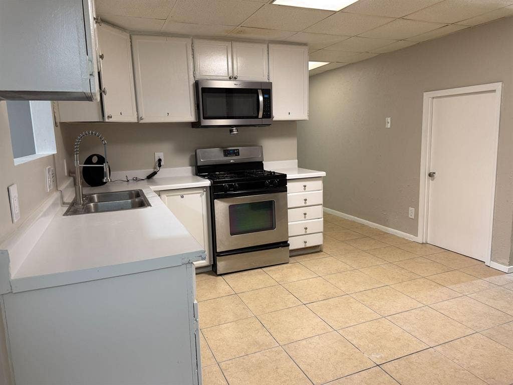 10 BR in Houston
