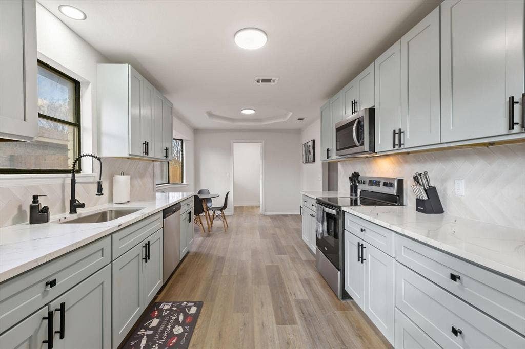 7 BR in Plano