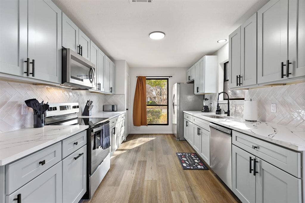 7 BR in Plano