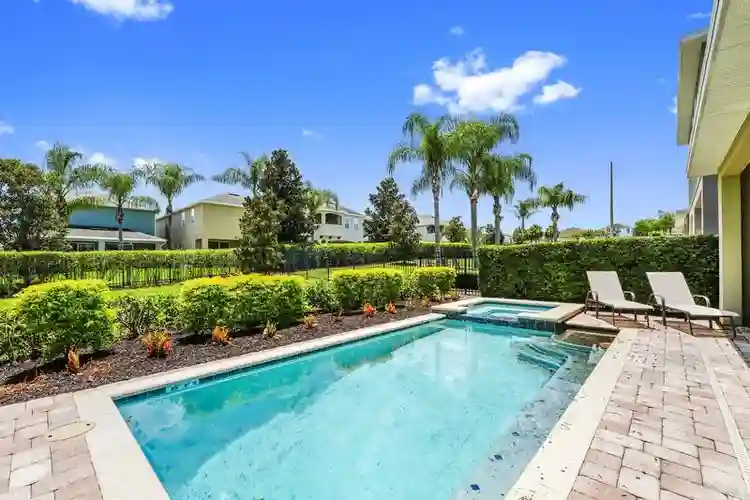 5 BR in Kissimmee
