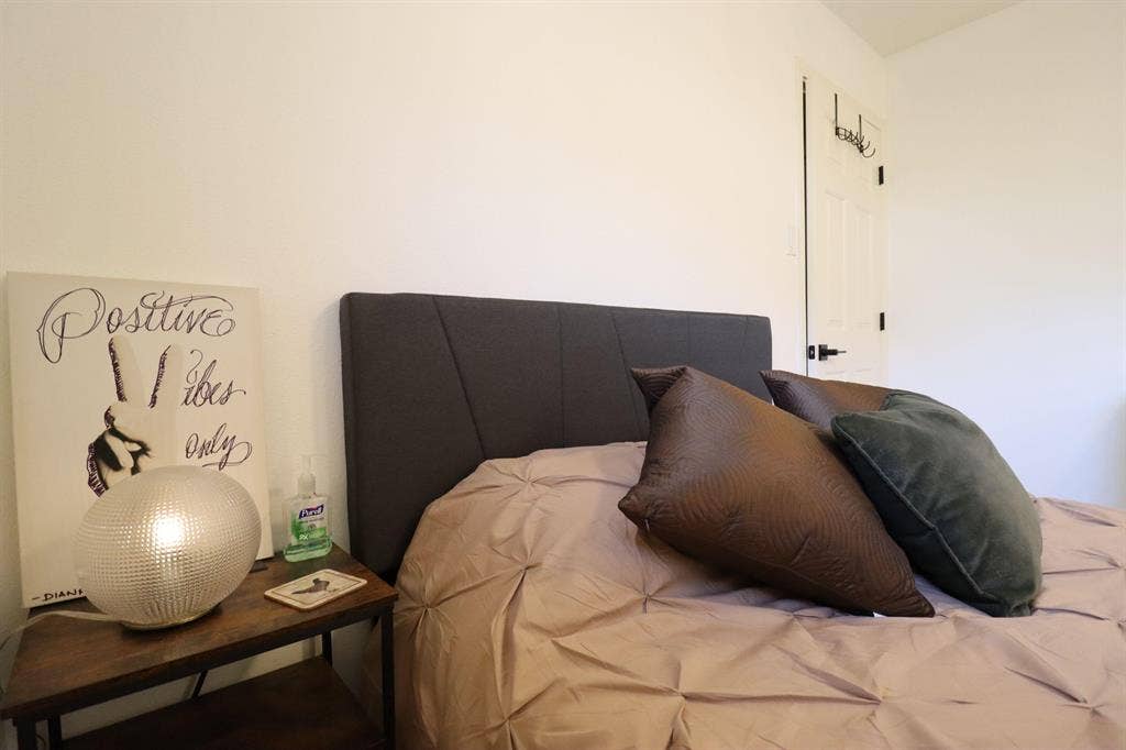 5 BR in Dallas