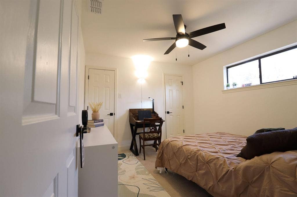 5 BR in Dallas