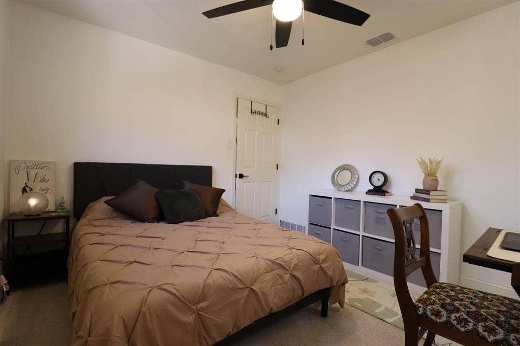 5 BR in Dallas