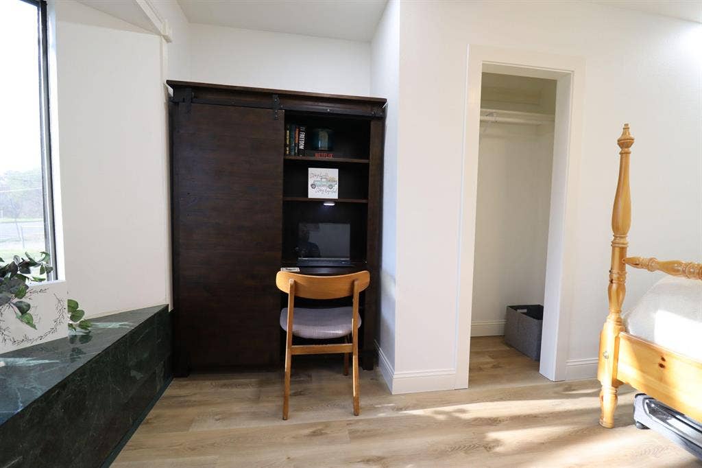 5 BR in Dallas