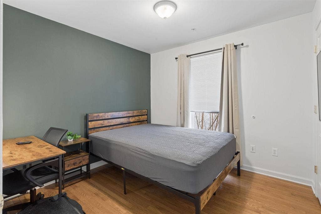 7 BR in Philadelphia