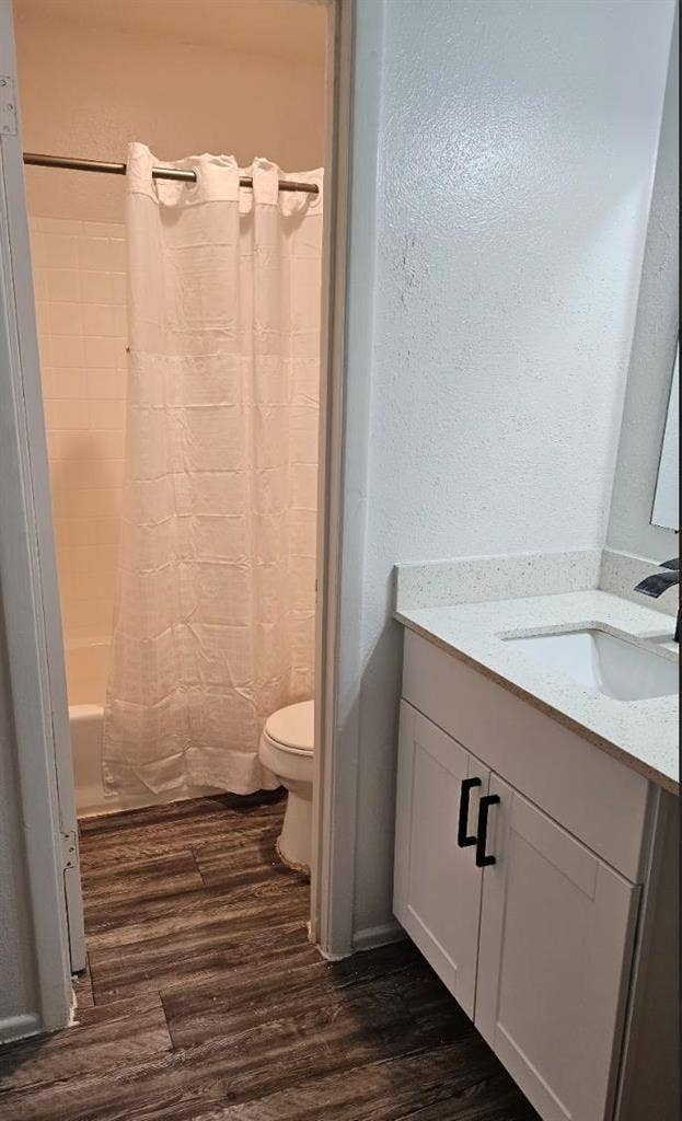 2 BR in Arlington