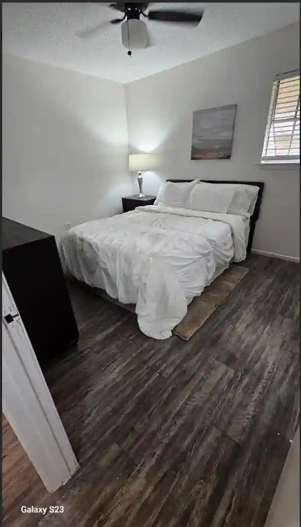 2 BR in Arlington