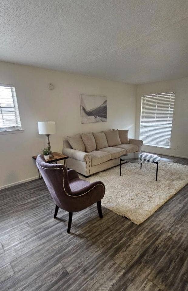 2 BR in Arlington