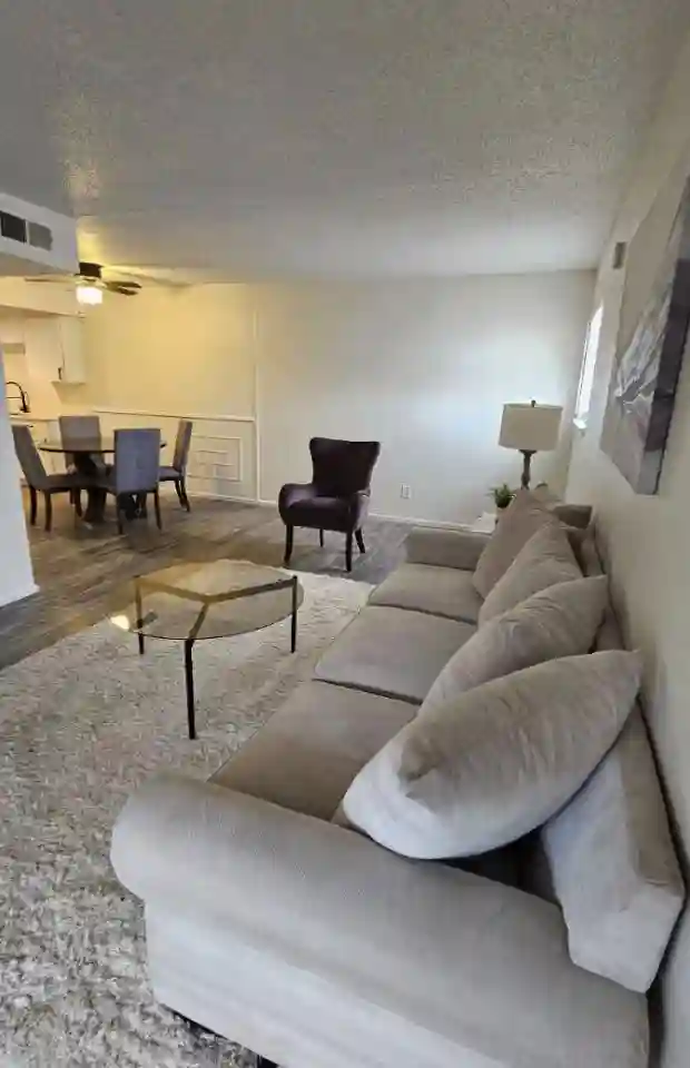 2 BR in Arlington