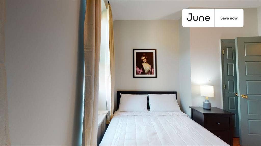 2 BR in New York City